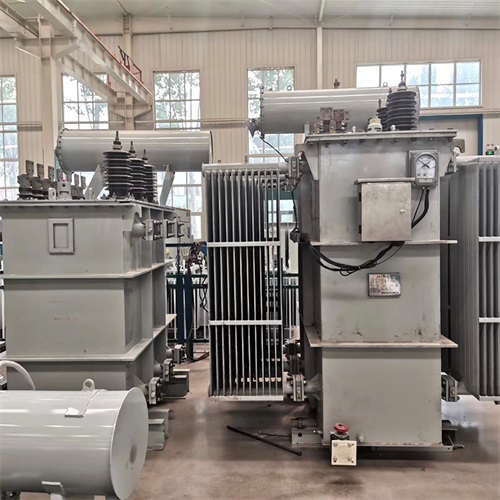 东方S13-4000KVA油浸式变压器